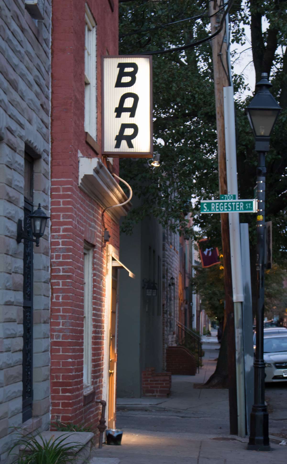 Bar