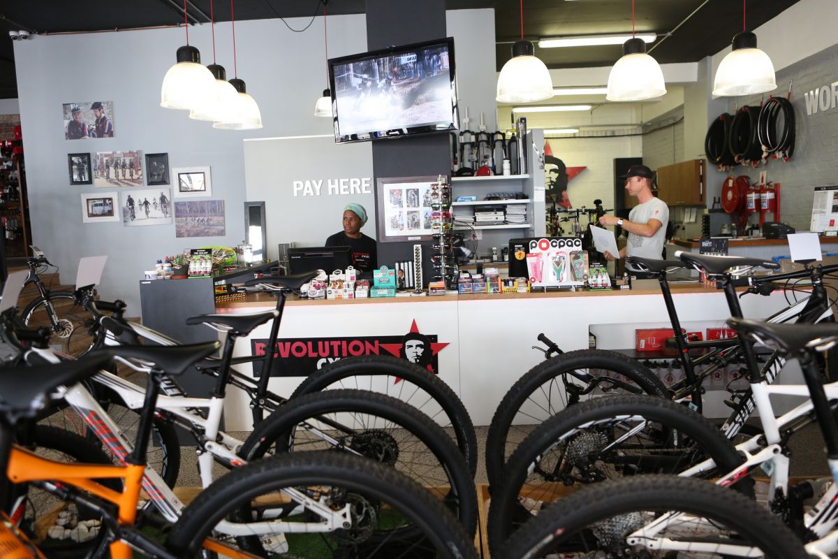 revolution bike store