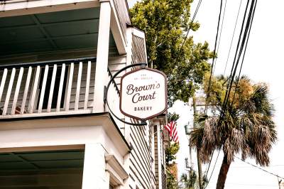 On the Grid : Brown #39 s Court Bakery