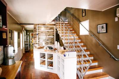 On the Grid : Brown #39 s Court Bakery