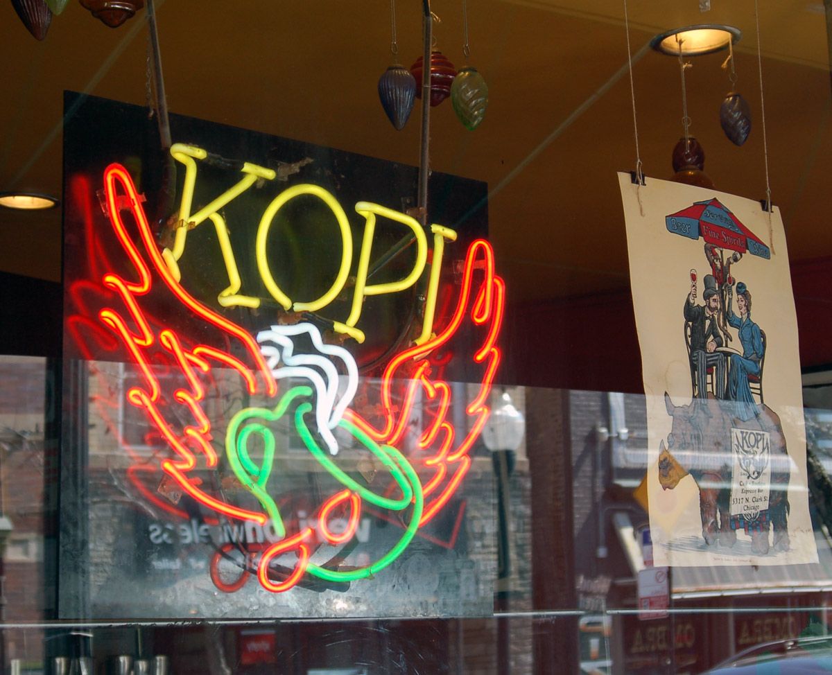 Kopi Travelers Cafe