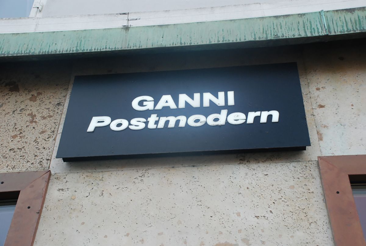 Ganni Postmodern