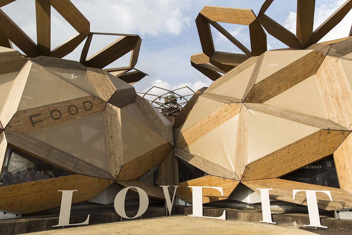 Three-dimensional Origami by Benedetta Tagliabue