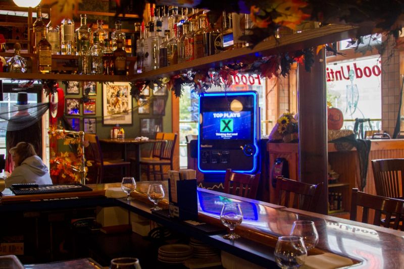 On the Grid Z's Bar & Restaurant