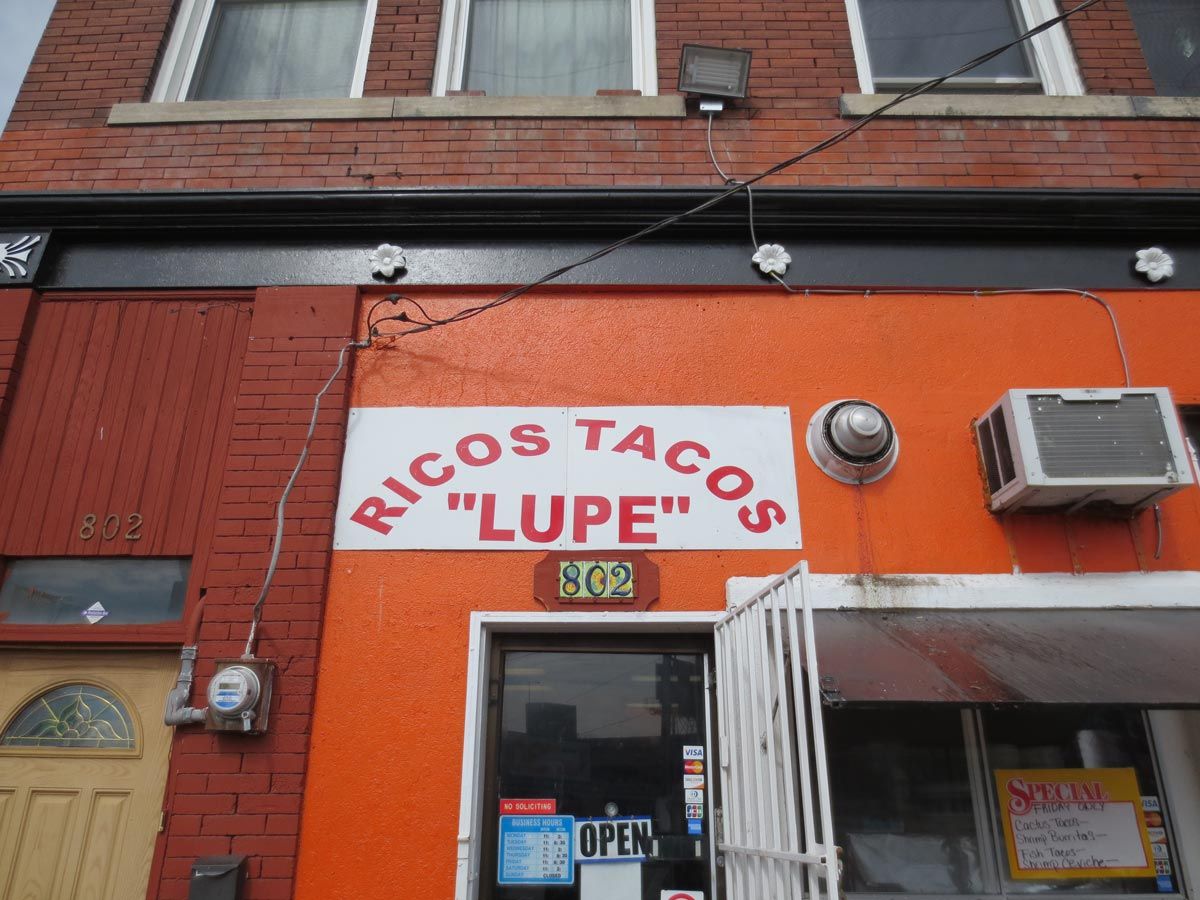 Ricos Tacos Lupe