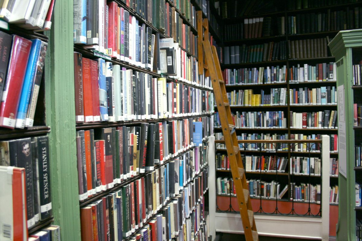 Leeds Library 