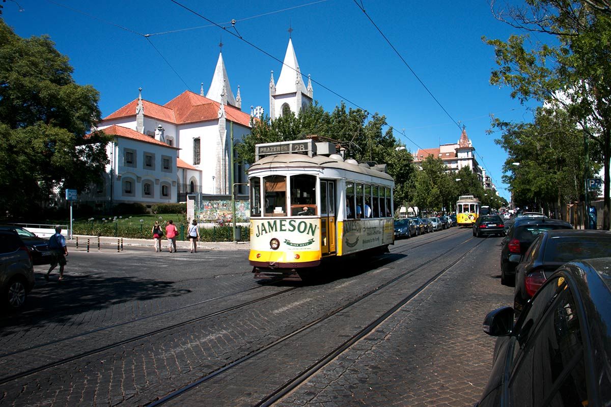 28 tram