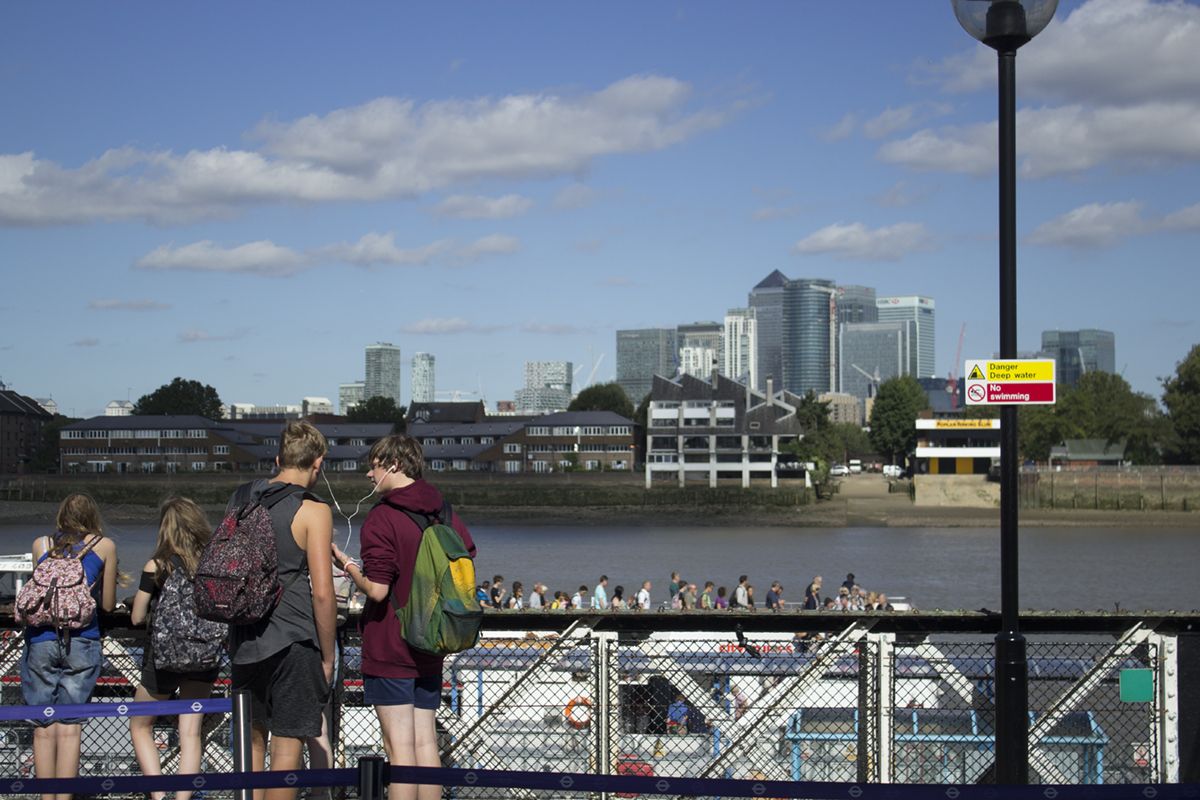 Thames river bus