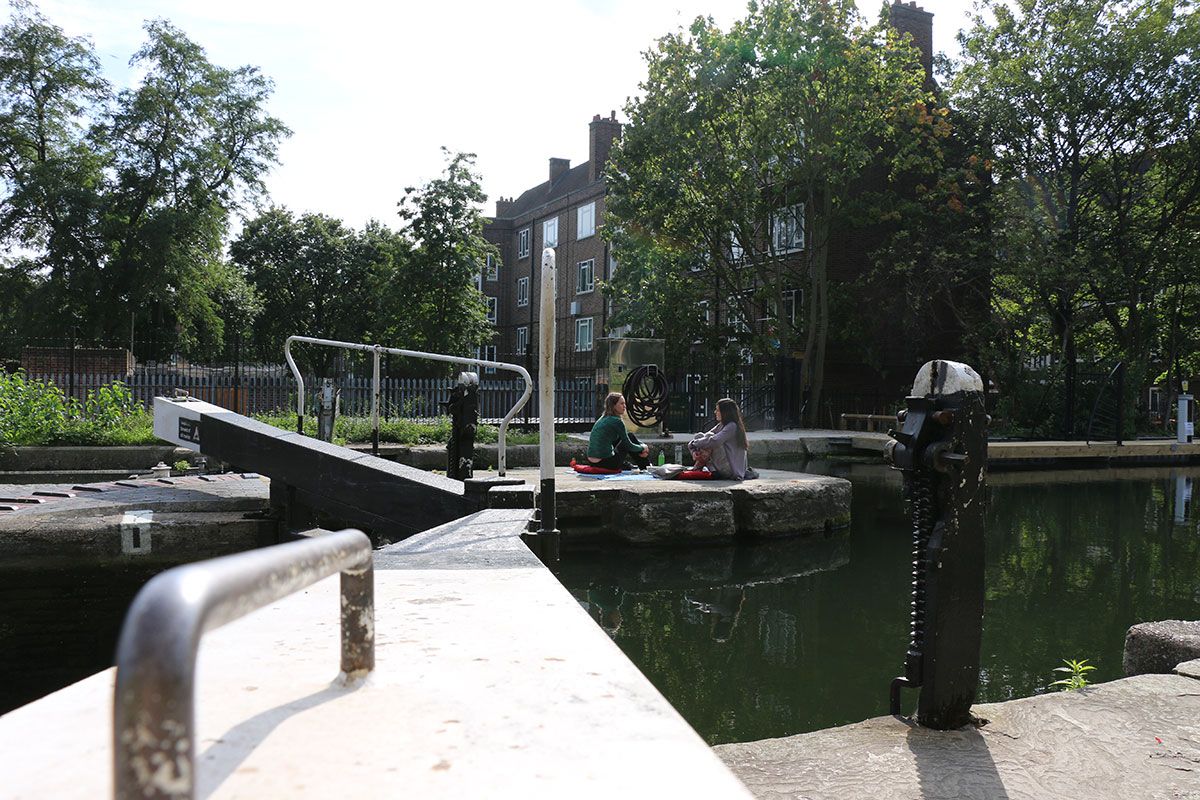 The Lock, Canal & Gasworks