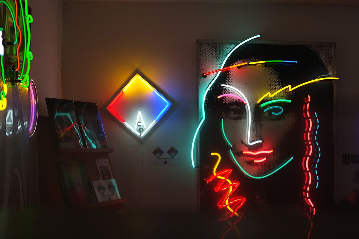 Lili Lakich Neon Gallery