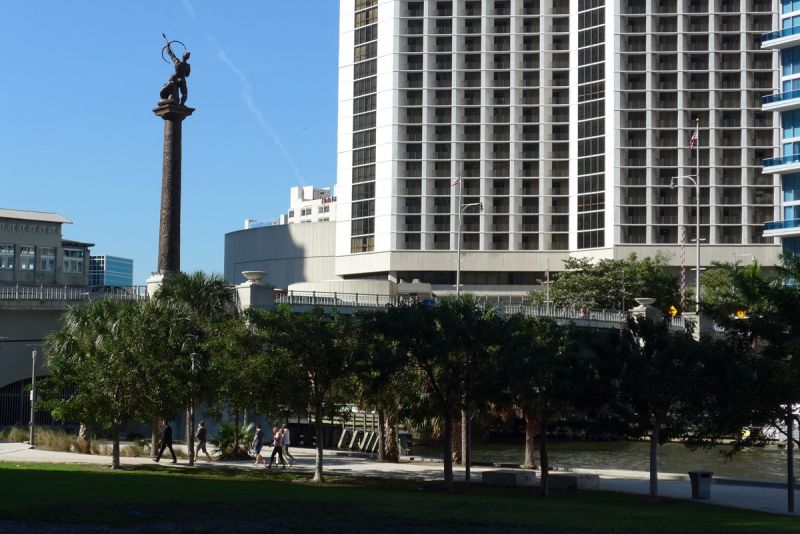 On the Grid Miami Circle