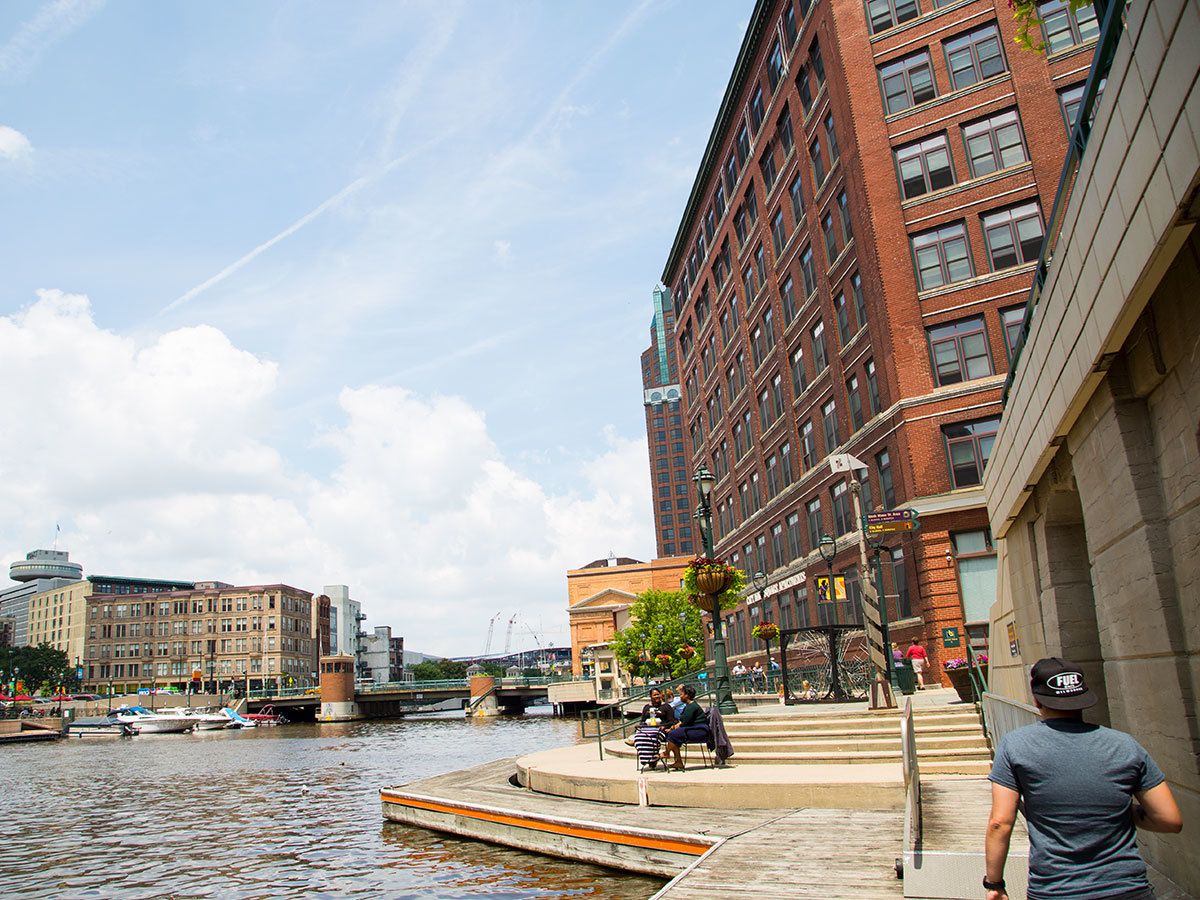 Milwaukee RiverWalk