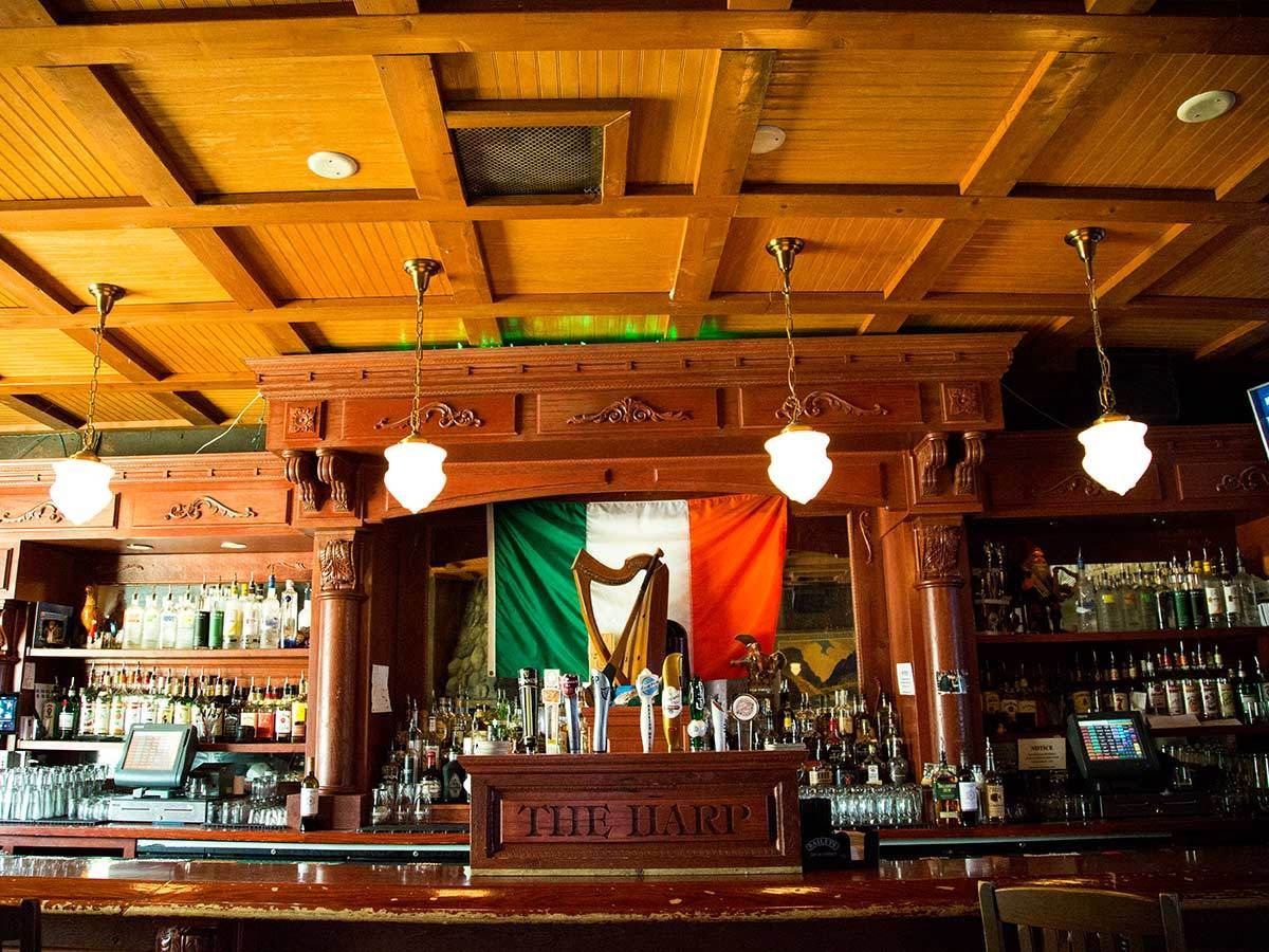 The Harp Irish Pub