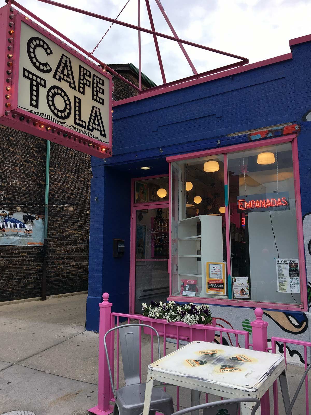 Cafe Tola