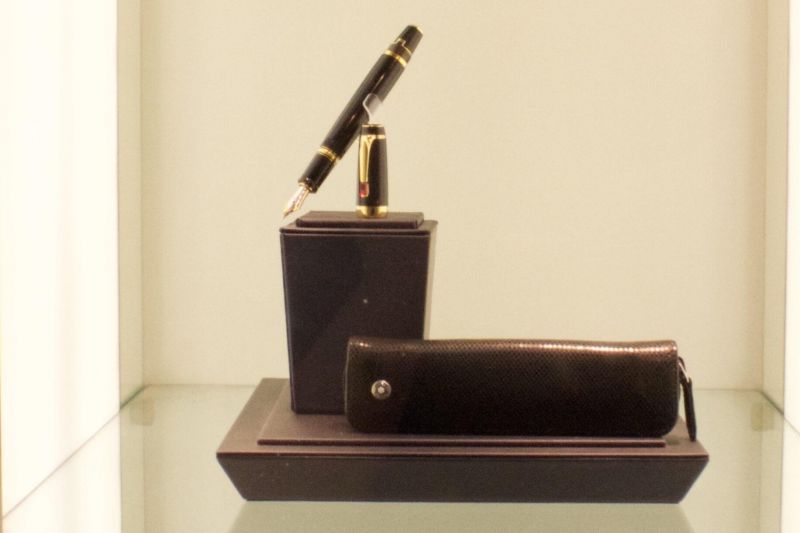 On the Grid Fountain Pen Hospital