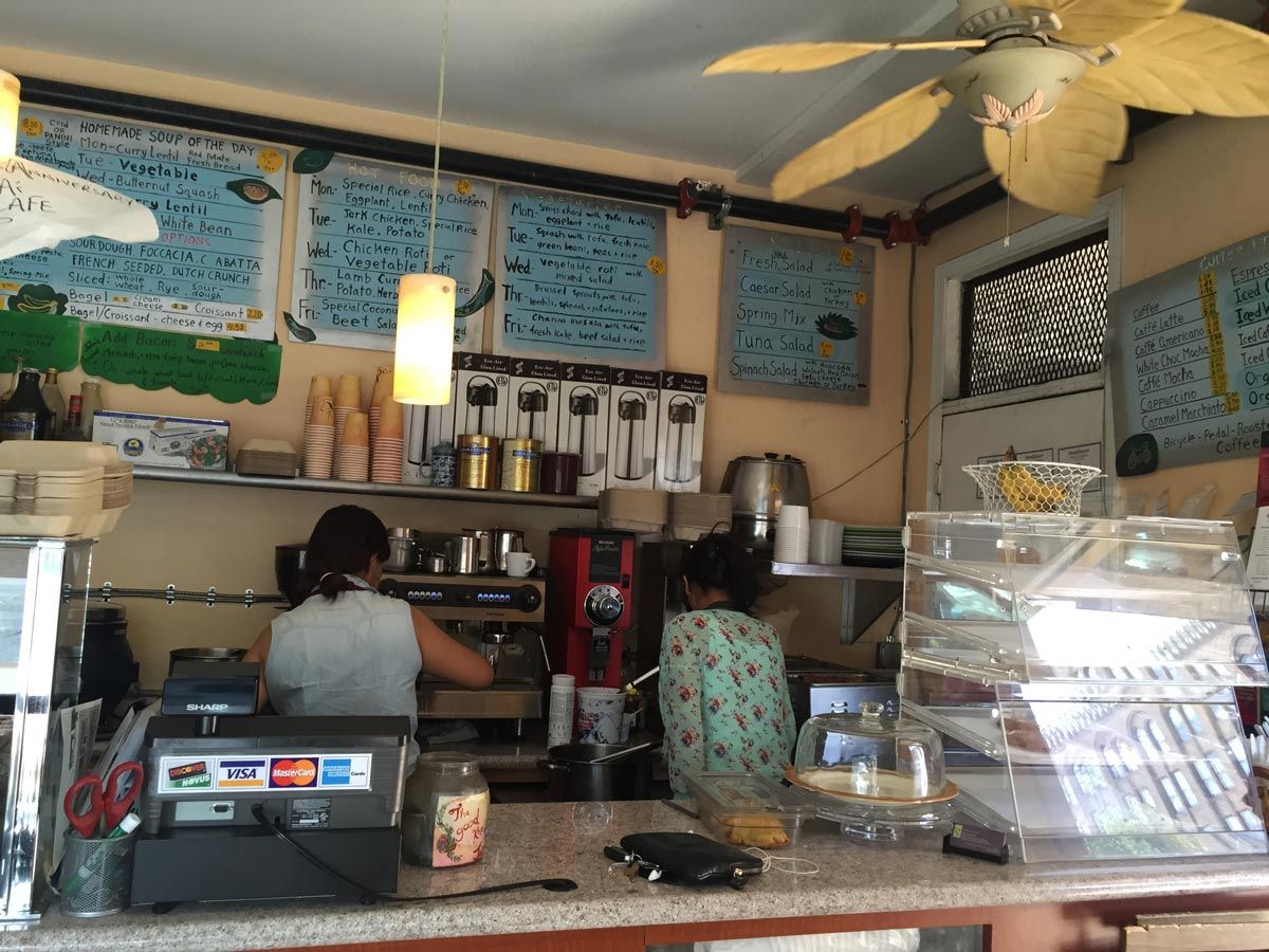 Anula's Cafe