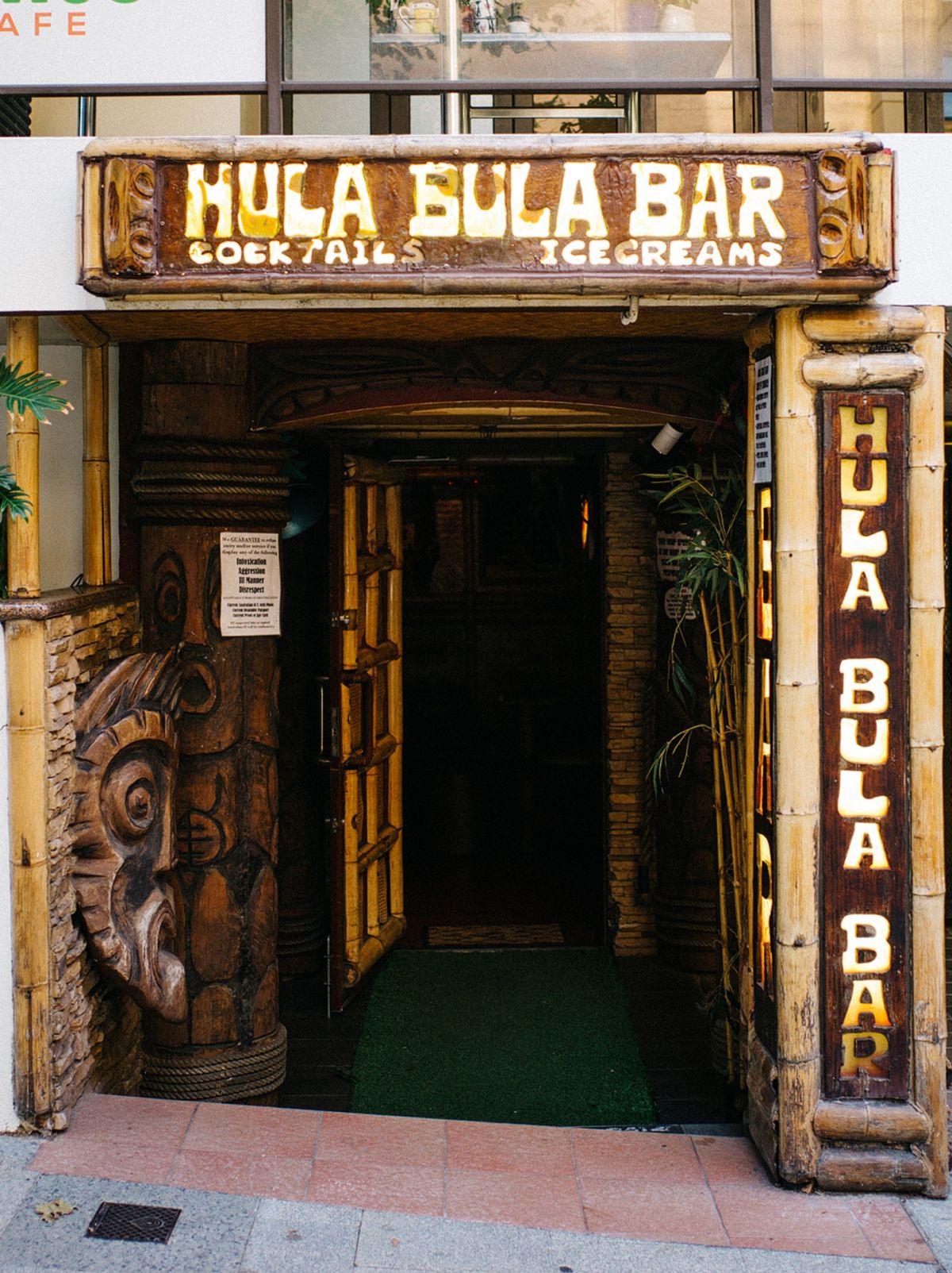 Hula Bula Bar