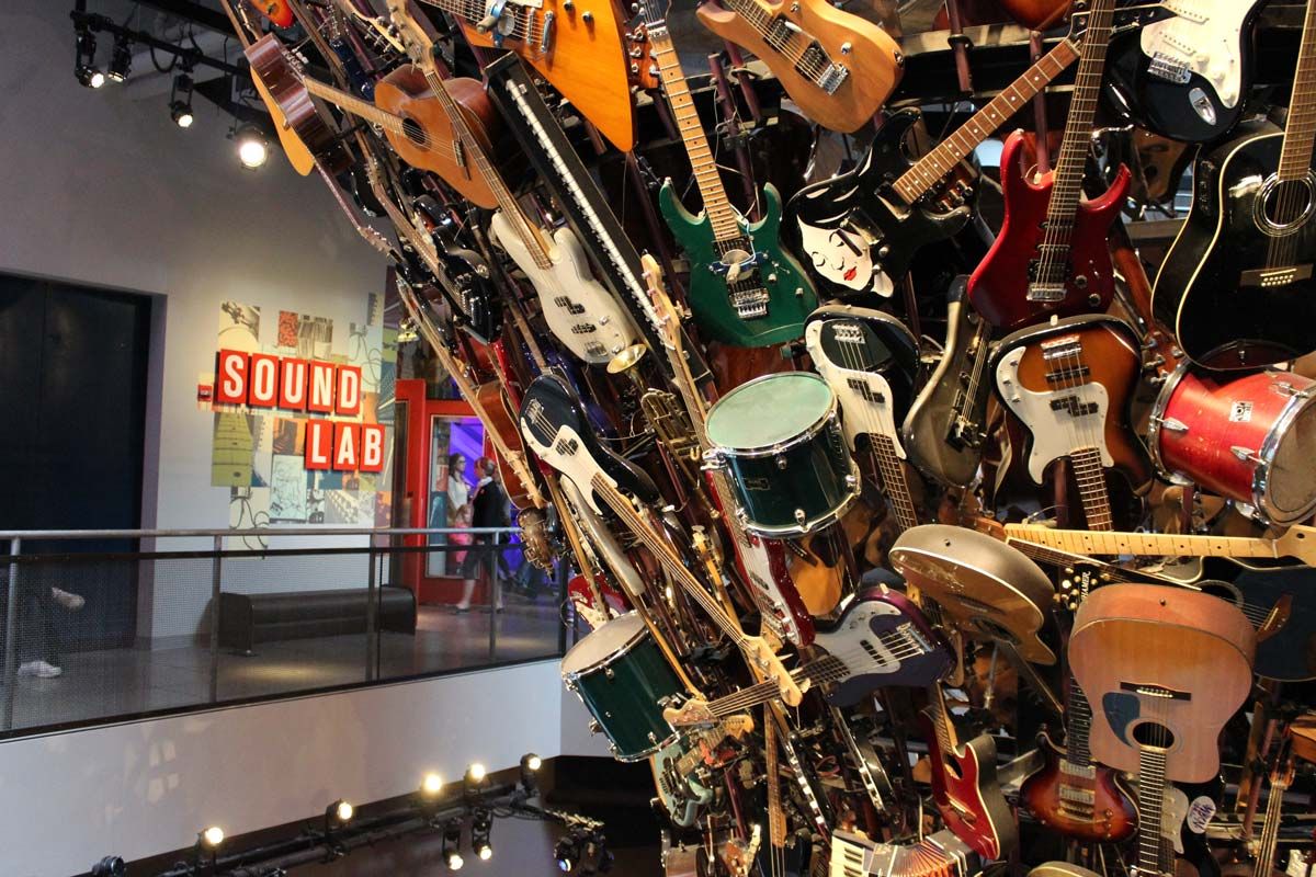 EMP Museum (Experience Music Project)