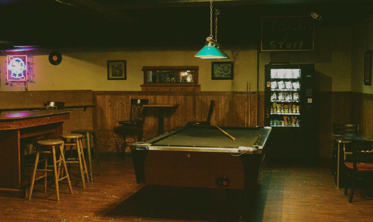 Logan's Pub
